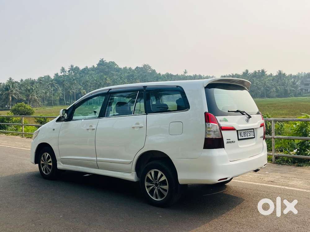 Toyota Innova [2013-2016] 2.5 G4 7 Str, 2014, Diesel