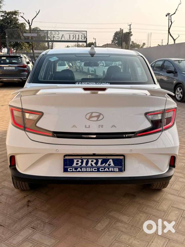 Hyundai Aura 1.2 Sx Cng, 2023, Petrol
