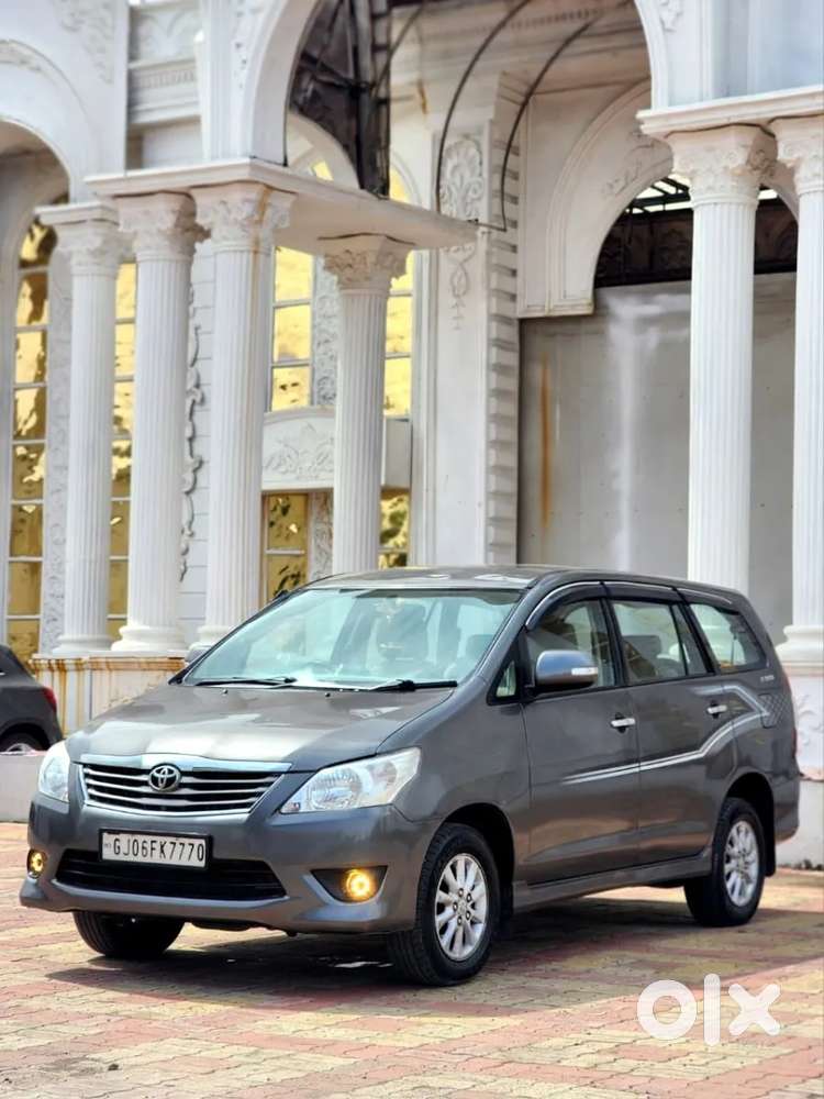 Toyota Innova 2.5 Gx 8 Str Bsiv, 2012, Diesel