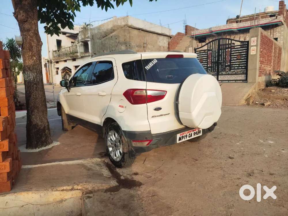 Ford Escort Sport डीज़ल 2014