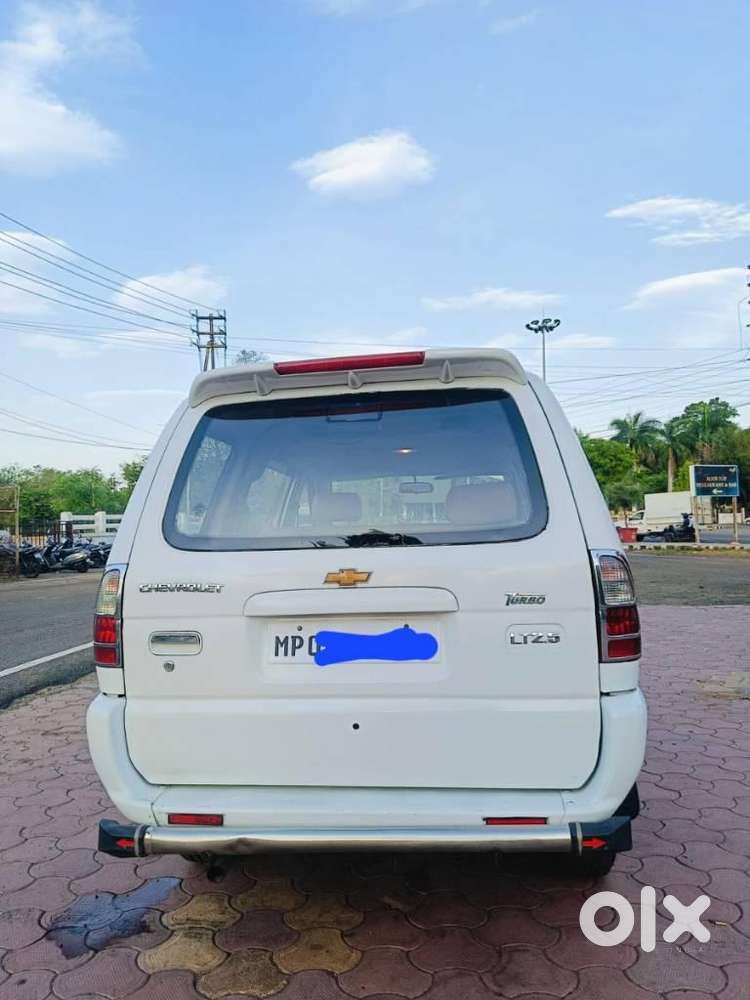 Chevrolet Tavera Neo 3 Lt- 8 Str Bs-iii, 2017, Diesel