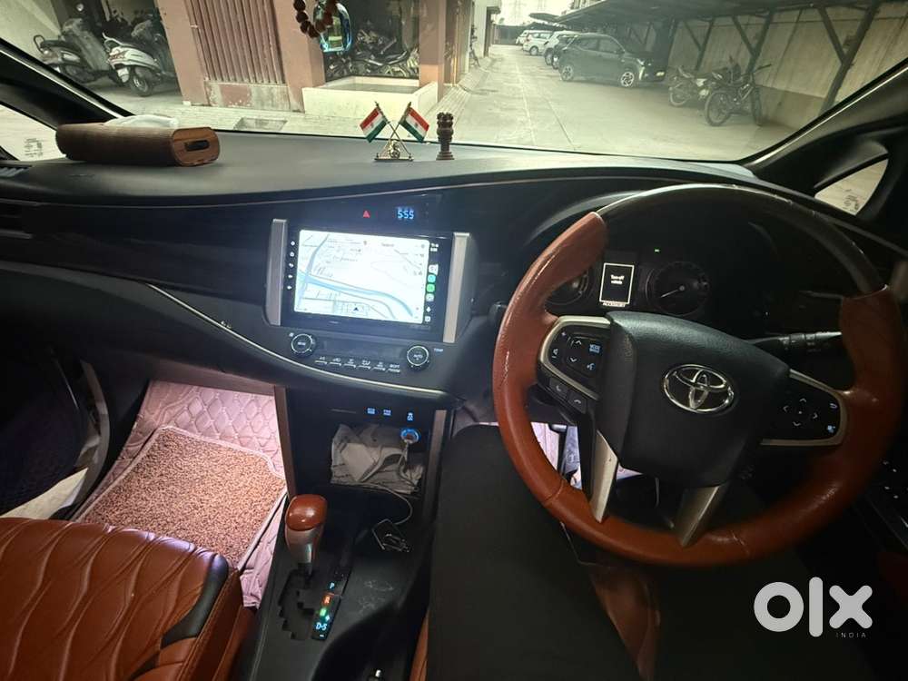 Toyota Innova Crysta 2017
