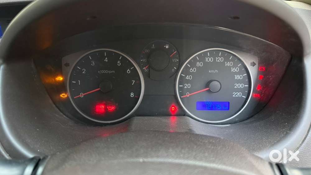 Hyundai I20 Petrol Manual 2010