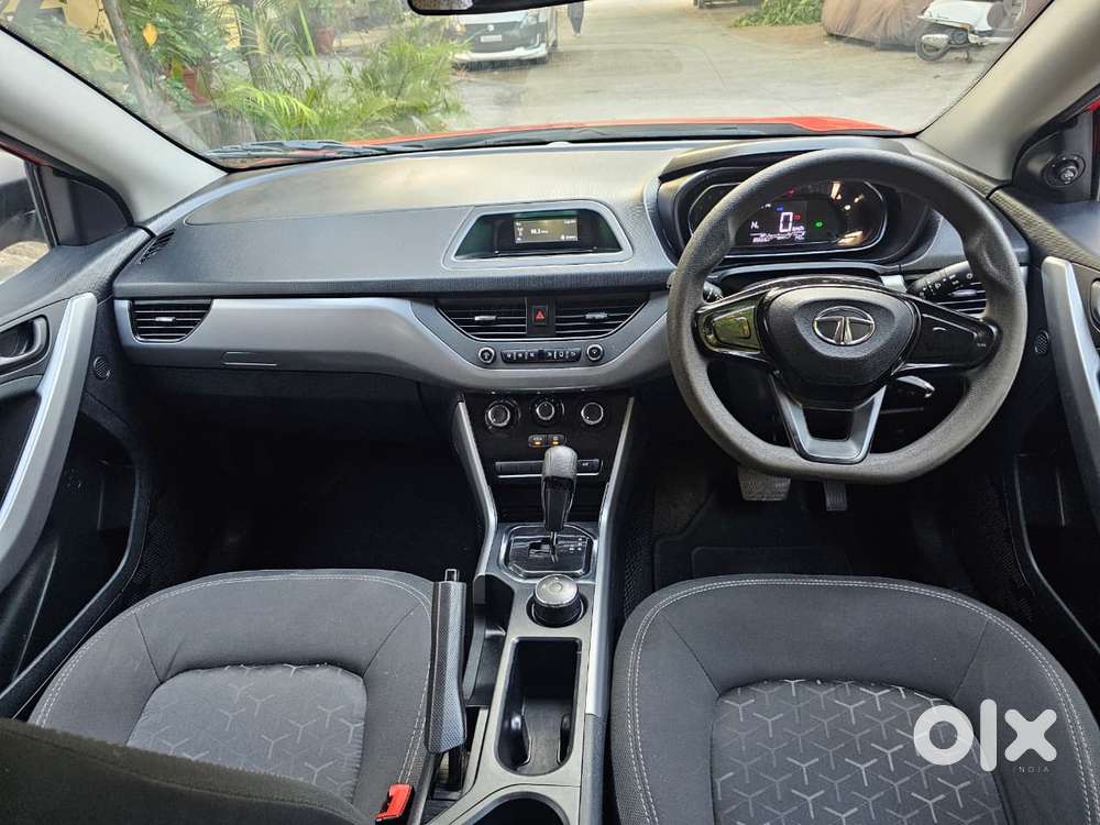 Tata Nexon 1.2 Revotron Xma Amt (s), 2022, Petrol