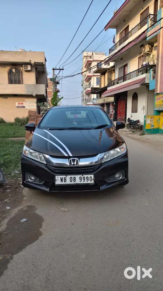 Honda City 2014 Diesel Good Condition With Sunroof