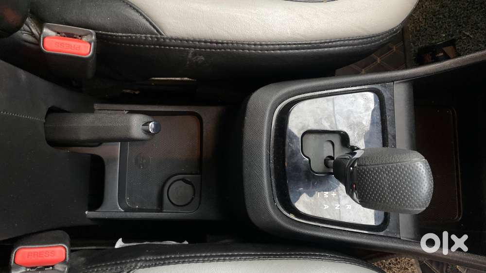 Tata Punch Creative Amt, 2022, Petrol