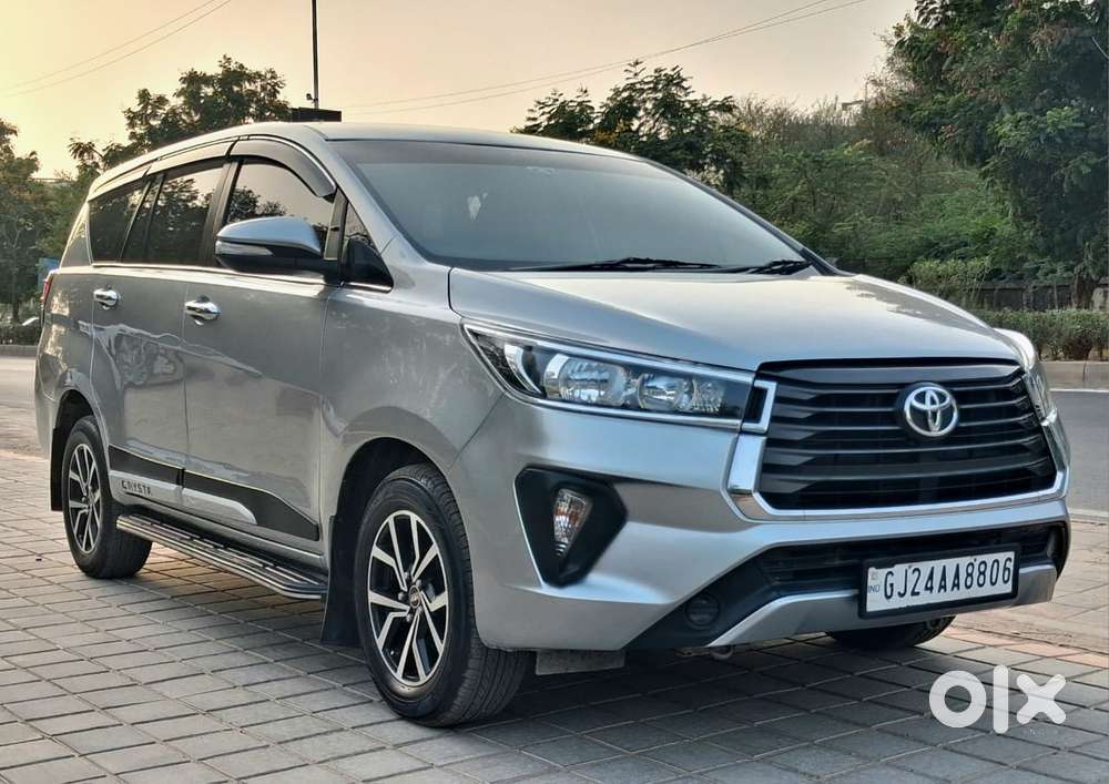 Toyota Innova Crysta 2.4 G Mt 8s, 2017, Diesel