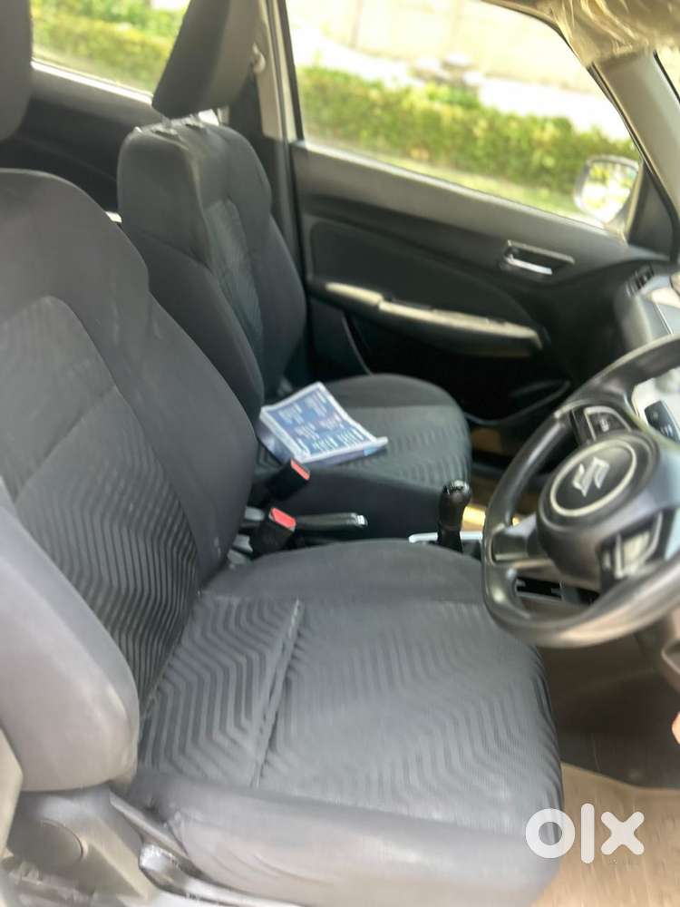 Maruti Suzuki Swift Vxi, 2021, Petrol