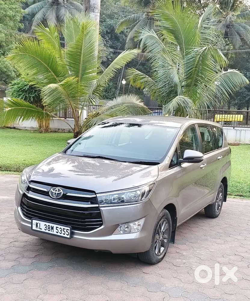 Innova Crysta 2.4 Gx, 8 Str, Manual, 2019/03 Model