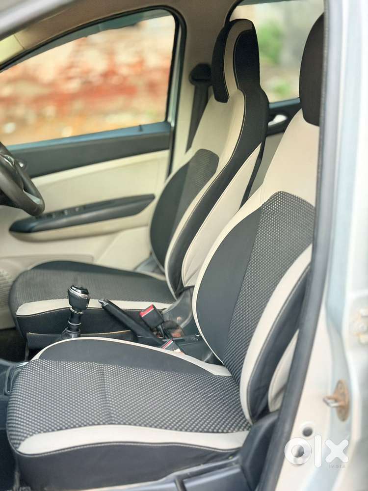 Renault Triber Rxz, 2022, Petrol