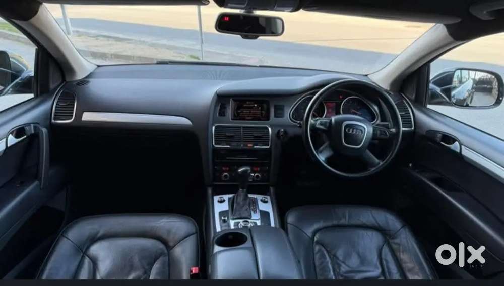 Audi Q7 Quattro 2011 Diesel 98000 Km Driven Well Maintained