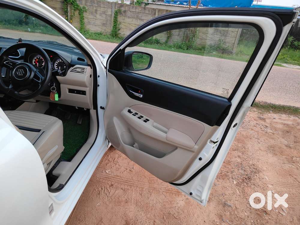 Maruti Suzuki Dzire 1.2 Vxi, 2022, Petrol