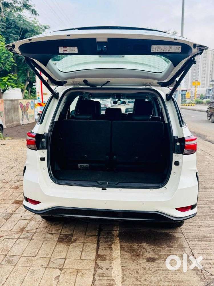 Toyota Fortuner 2.8 Legender 4x4, 2021, Diesel