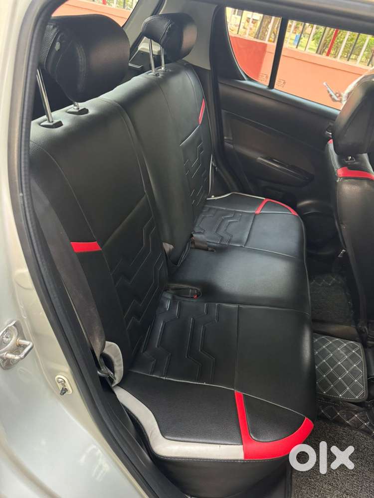 Maruti Suzuki Swift Vxi Optional, 2017, Petrol