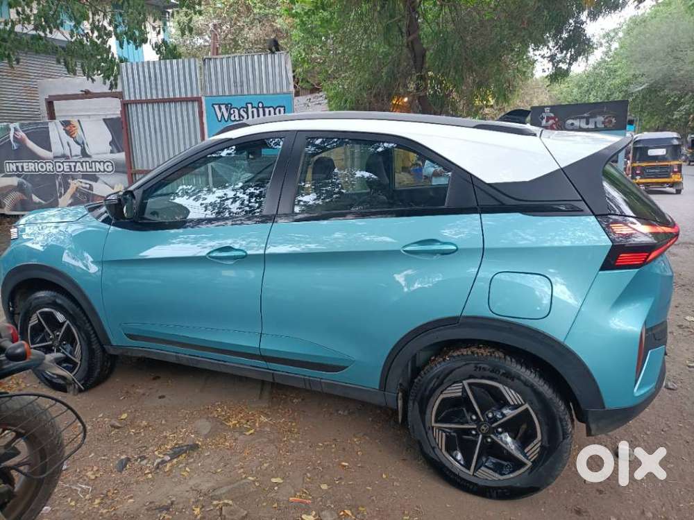 Tata Nexon Fearless Plus S Purple 1.2 Revotron Petrol 7dca Dt, 2025,..