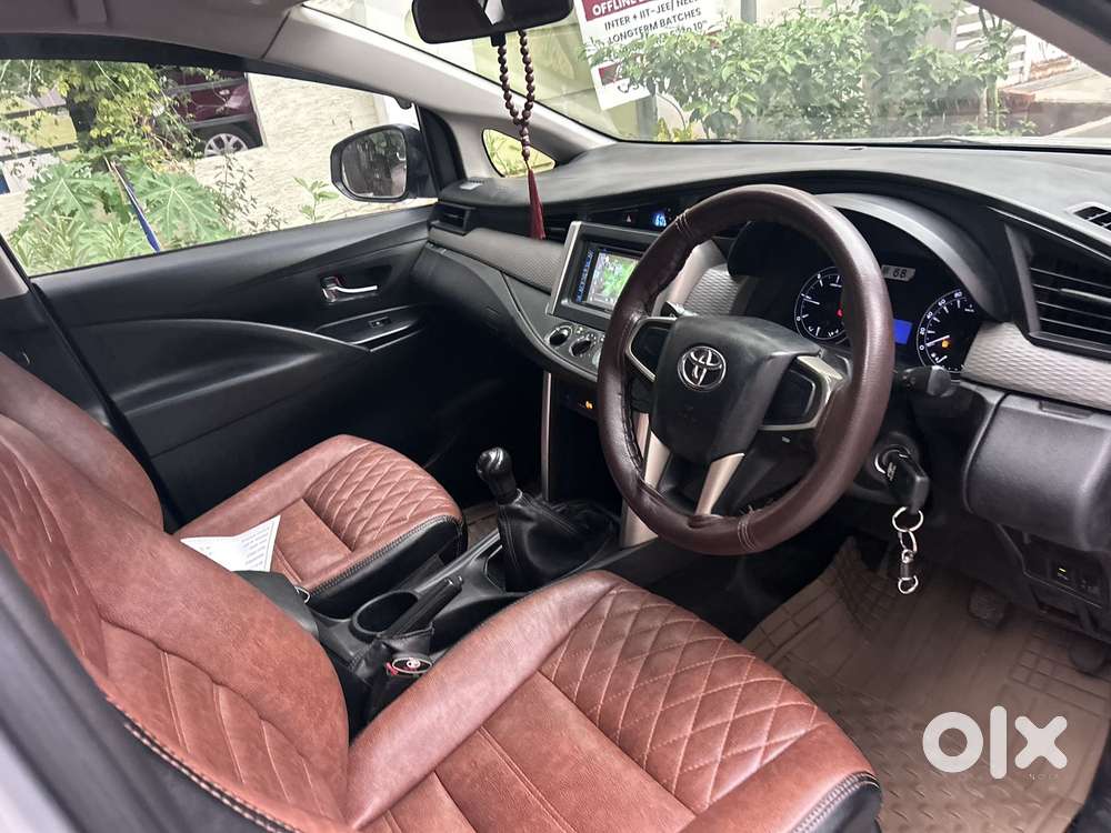 Toyota Innova Crysta 2.4 G Mt 8s, 2016, Diesel