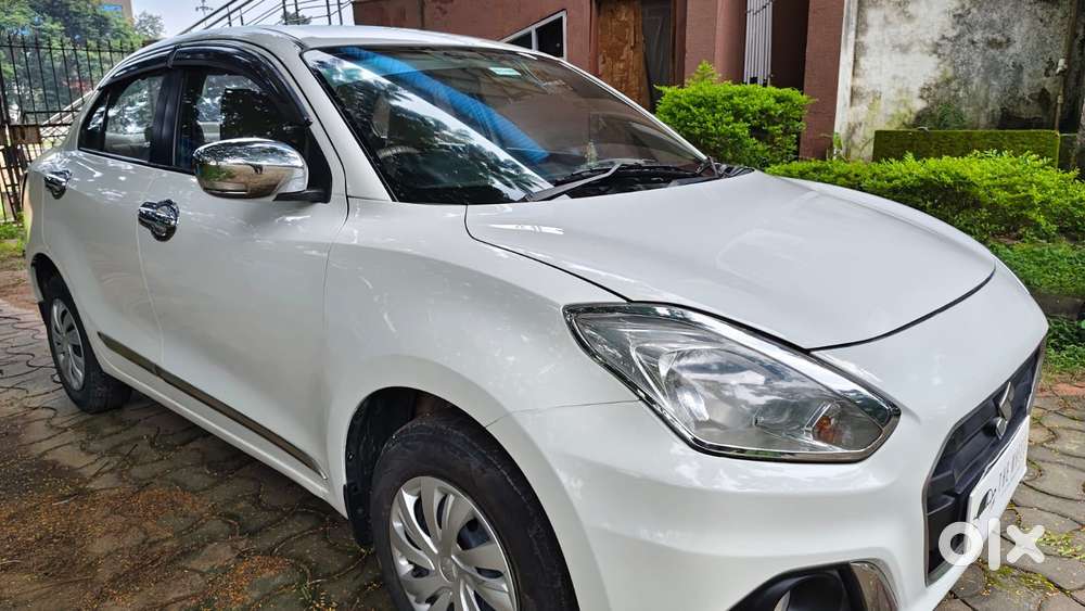 Maruti Suzuki Dzire 1.2 Vxi, 2022, Petrol