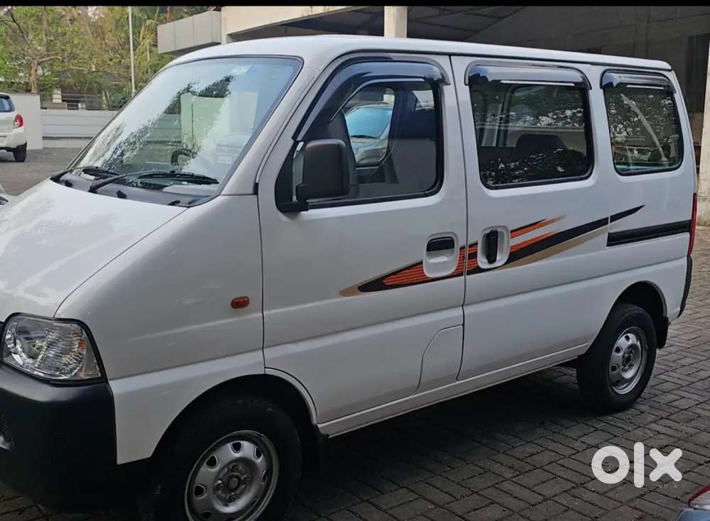 Maruti Suzuki Eeco 2022 Petrol Well Maintained