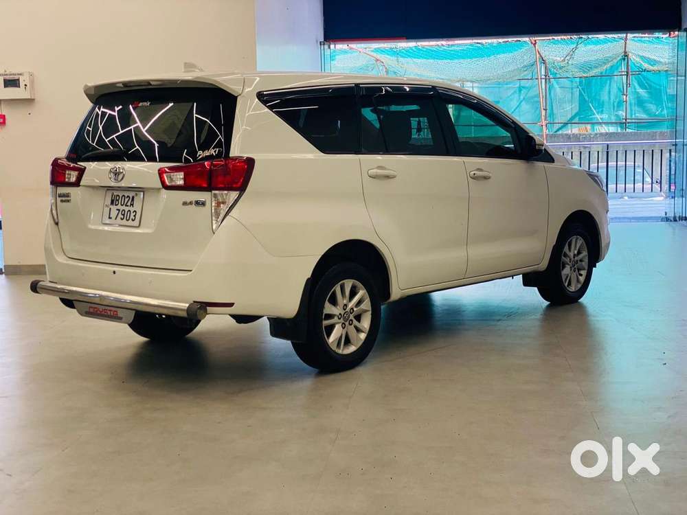 Toyota Innova Crysta 2.4 G Mt, 2017, Diesel