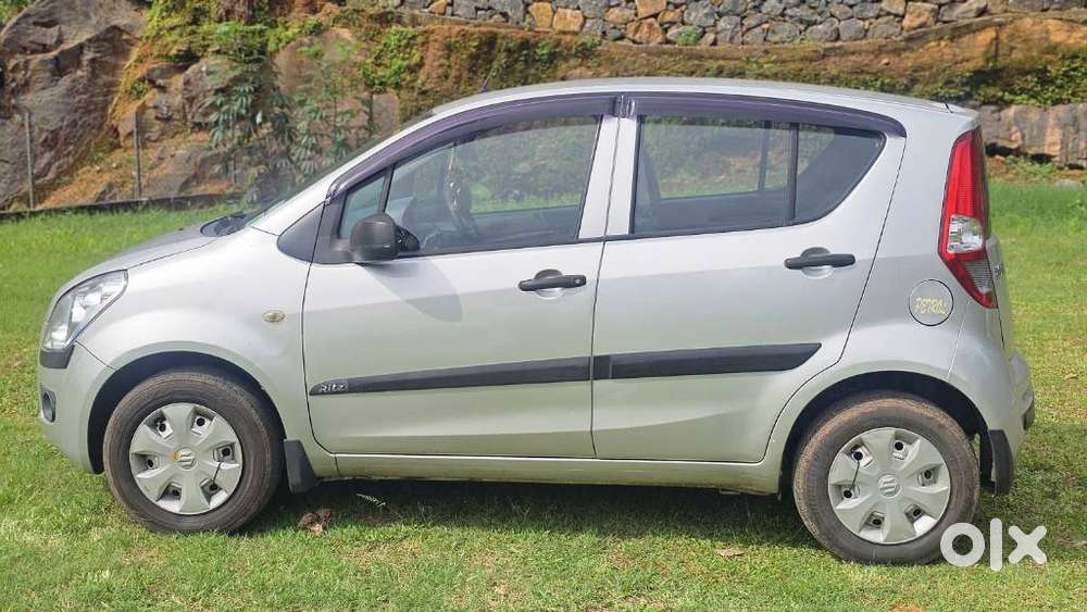Maruti Suzuki Ritz Lxi, 2010