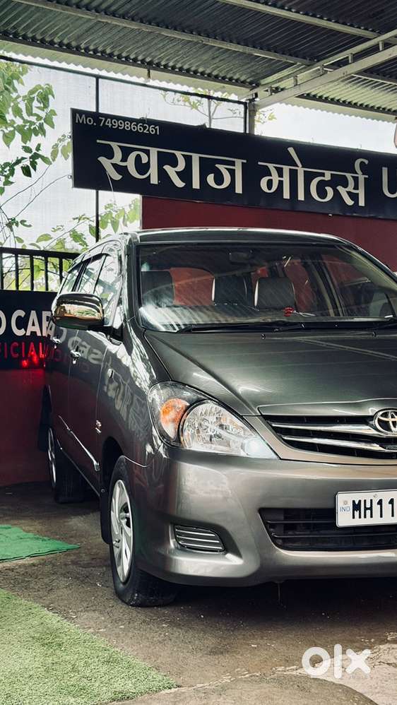 Toyota Innova 2011 Diesel Well Maintained New Tyres , Sound System
