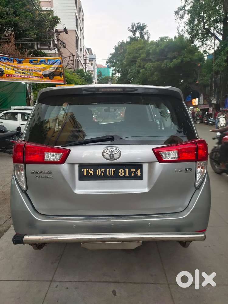 Toyota Innova Crysta 2.4 G Mt 7 Str, 2018, Diesel