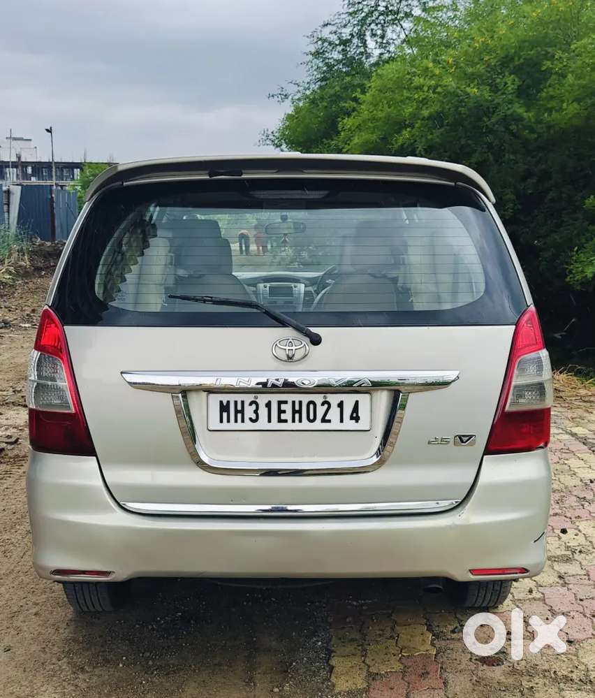 Toyota Innova 2.5 Vx 2012