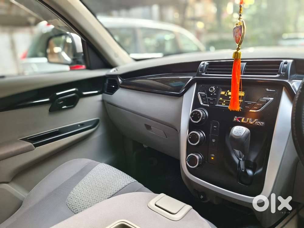 Mahindra Kuv 100