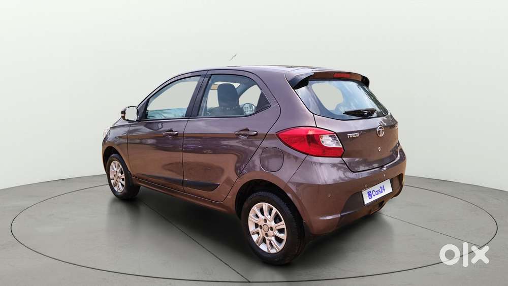 Tata Tiago 1.2 Revotron Xza, 2018, Petrol