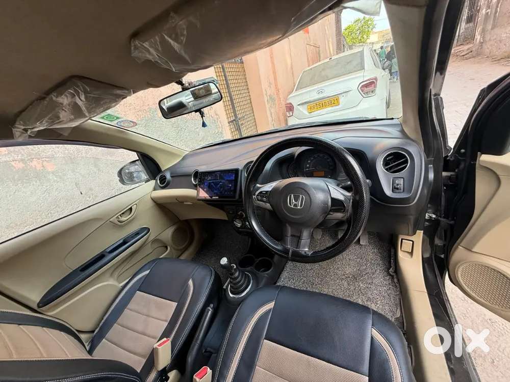 Honda Amaze 2015 Petrol Well Maintained