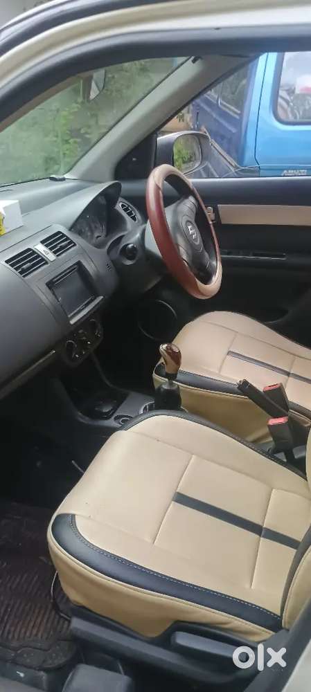 Maruti Suzuki Swift 2010