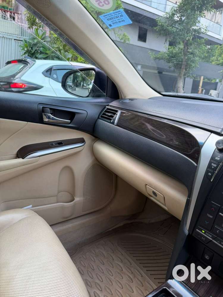 Toyota Camry Hybrid 2.5, 2016, Petrol
