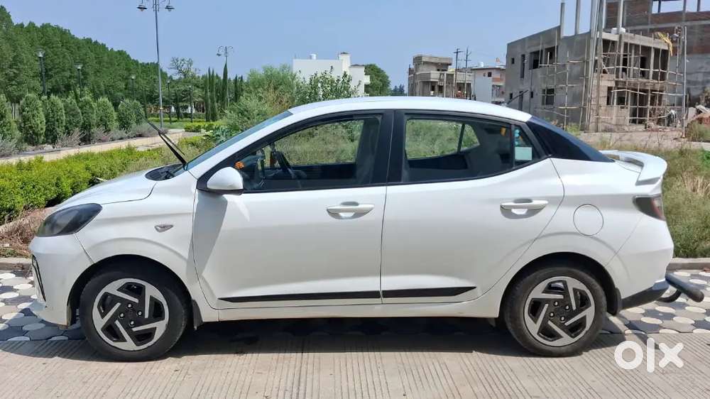Hyundai Aura 2024 Petrol Well Maintained