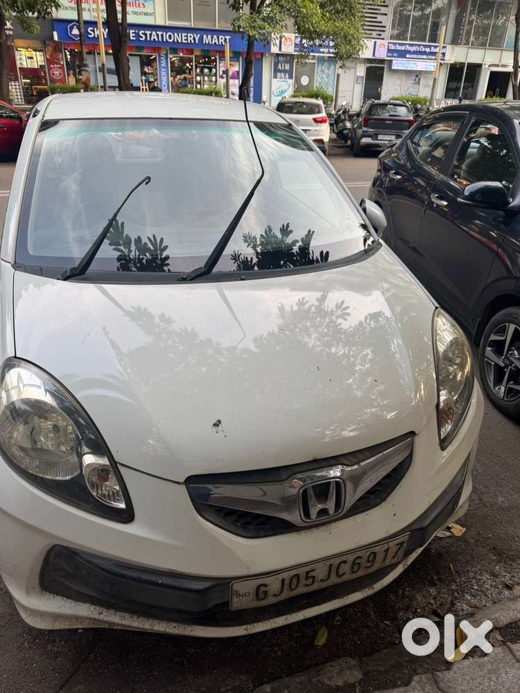 Honda Brio 2013