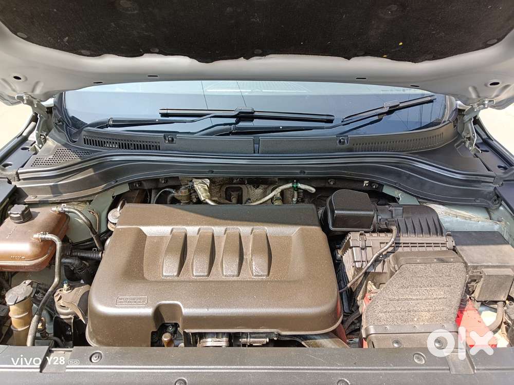 Mahindra Xuv700 2.2 Ax 5 Diesel Mt Str, 2022, Diesel