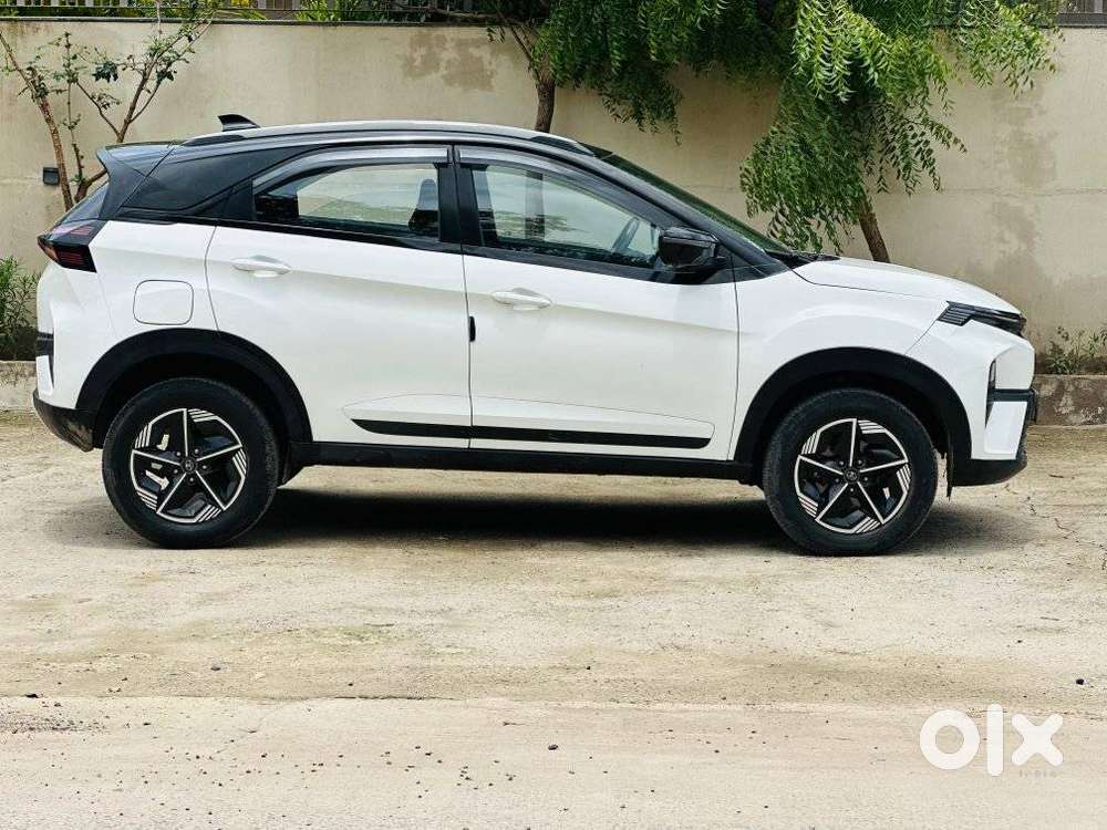 Tata Nexon Fearless Plus S 1.2 Revotron Petrol 7 Dca Dt, 2023, Petro..