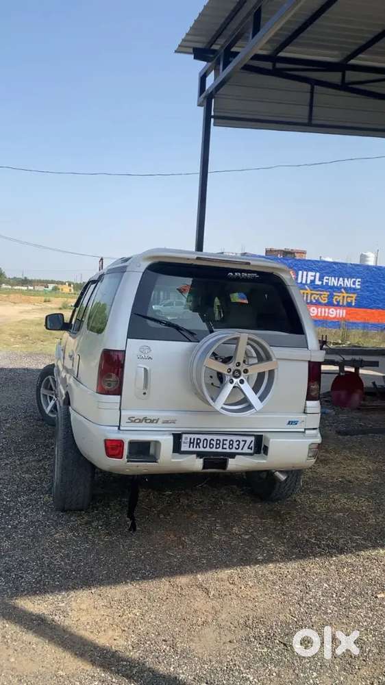 Tata Safari Dicor 2012