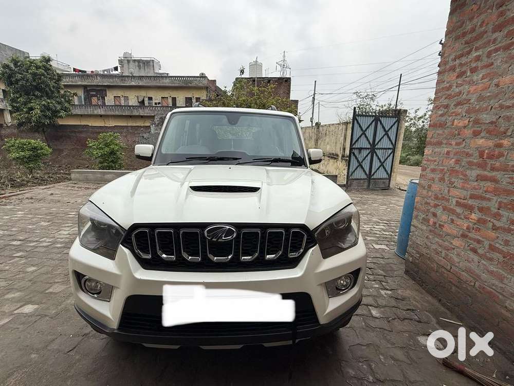 Mahindra Scorpio 2018 Diesel Well Maintained
