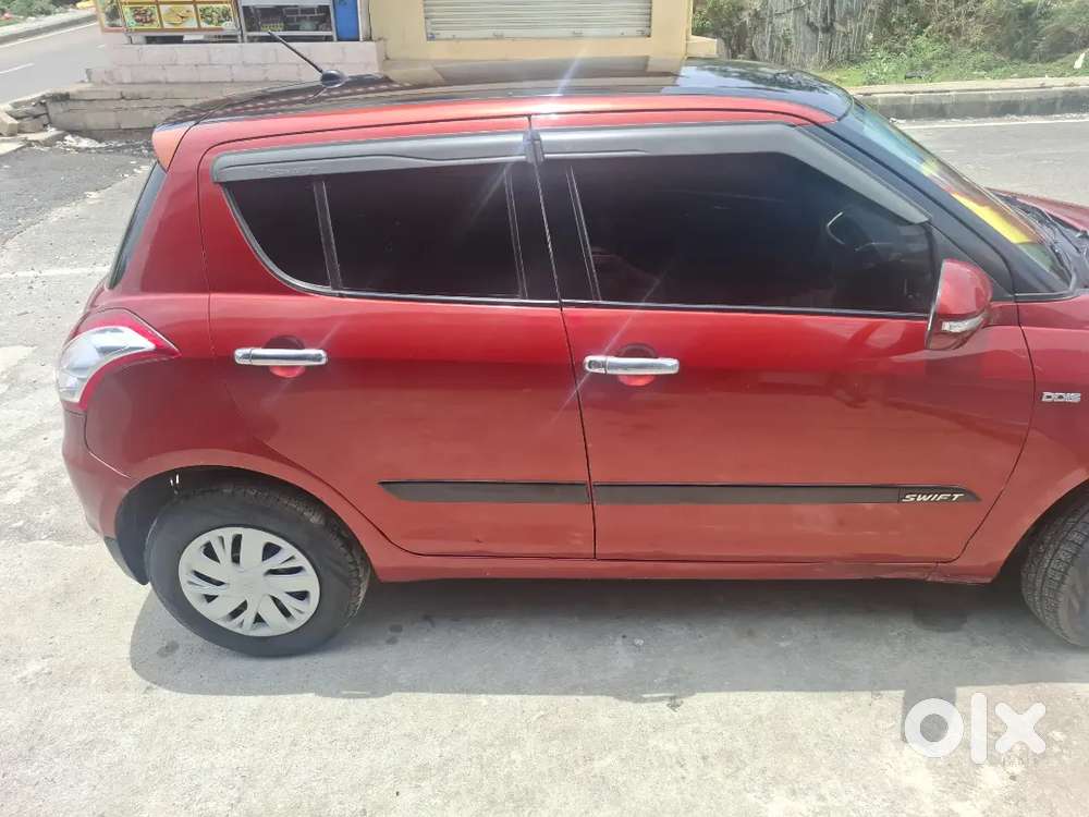 Maruti Suzuki Swift 2013 Diesel 136000 Km Driven