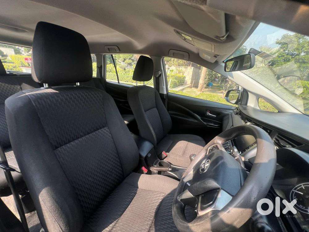 Toyota Innova Crysta 2.4 G Mt, 2022, Diesel