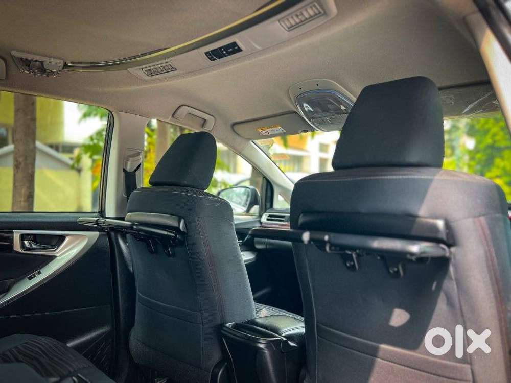 Toyota Innova Crysta 2.4 V 8 Str, 2022, Diesel