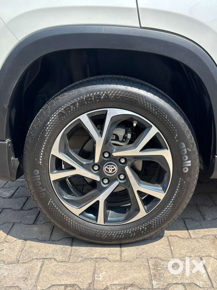 Toyota Urban Cruiser Hyryder 1.5 V Hybrid, 2024