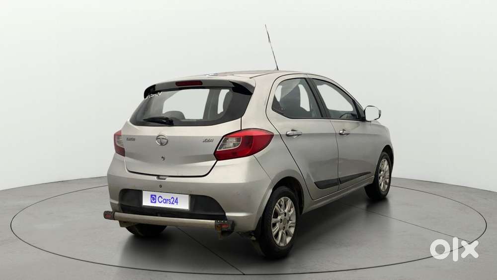 Tata Tiago 1.2 Revotron Xza, 2017, Petrol