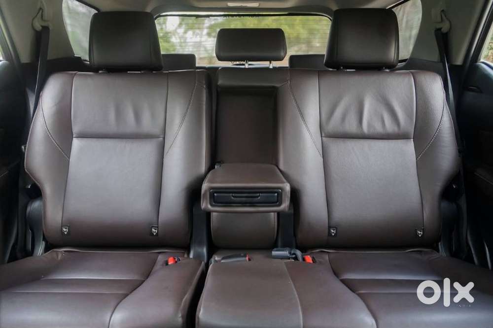 Toyota Fortuner 2.7 2wd At, 2017, Petrol