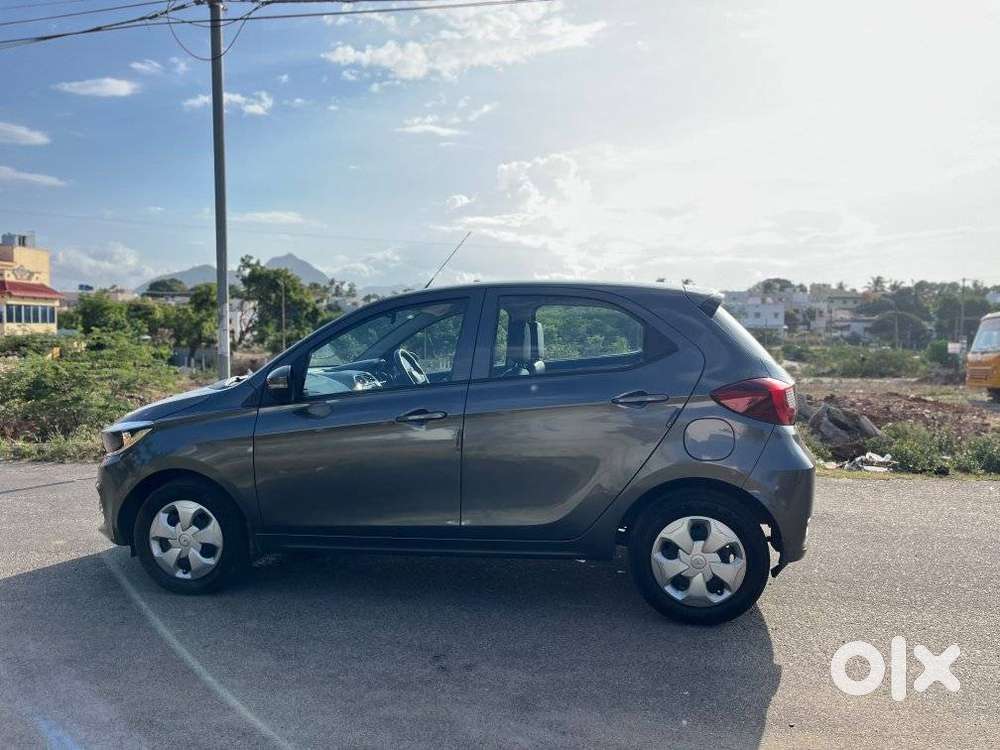Tata Tiago 1.2 Revotron Xt (o), 2020, Petrol