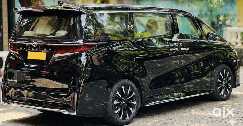 Toyota Vellfire Vip &ndash; Executive Lounge, 2026, Petrol