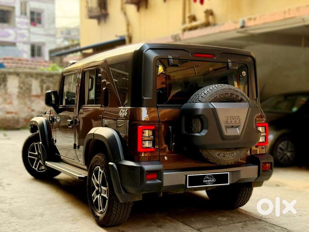 Mahindra Thar Roxx Diesel Automatic ₹5l Accesories Showroom Condition