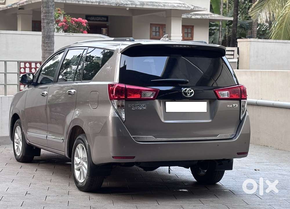 Toyota Innova Crysta 2.4 Gx Limited Edition At 8 Str, 2023, Diesel