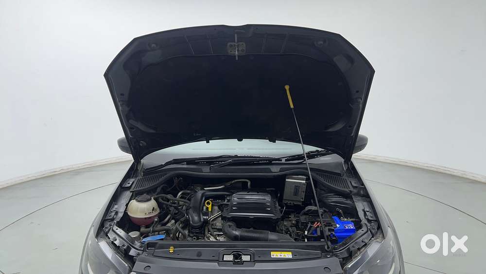 Volkswagen Vento Tsi, 2021, Petrol