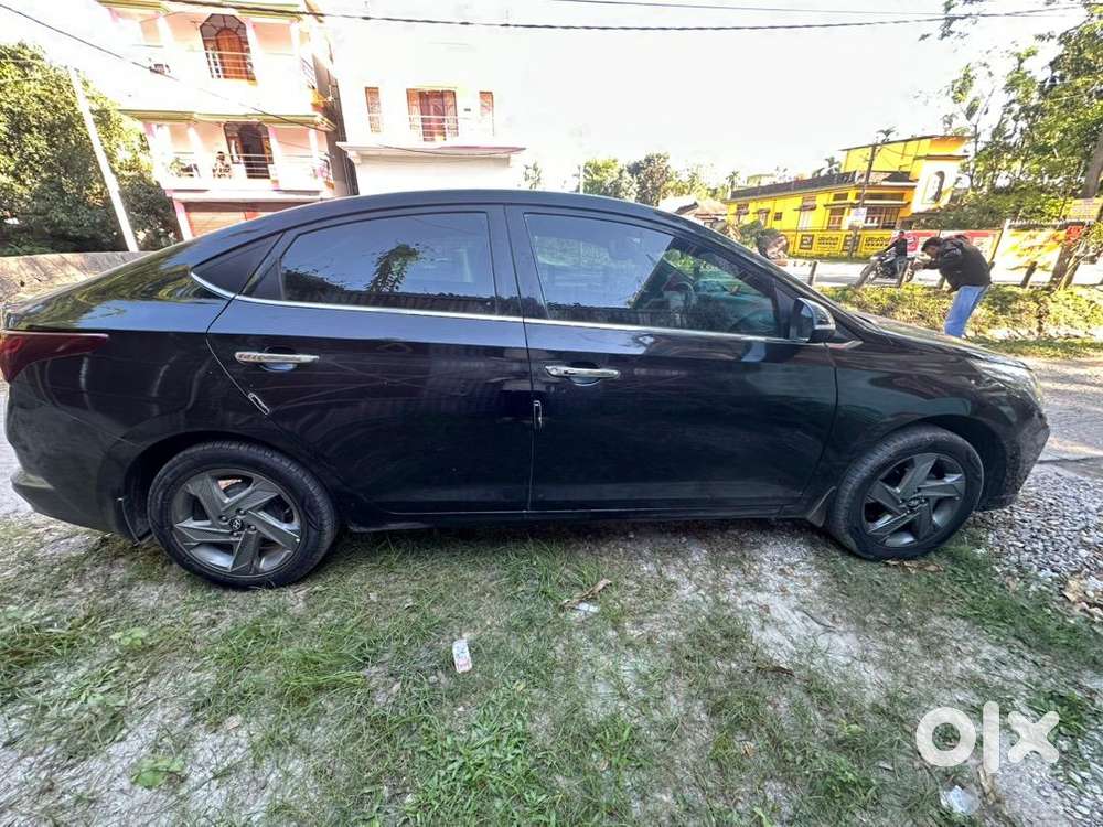 Hyundai Petrol Manual 2020 Km Driven